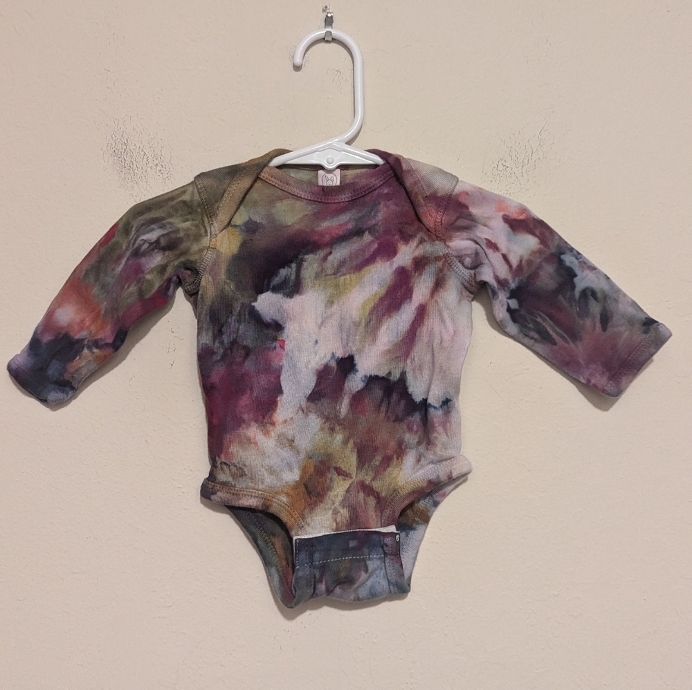 Rabbit skins tie dye onesie 3 months